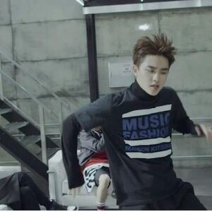 MAISON KITSUNE black music fashion logo tee, size large(see measurements!)